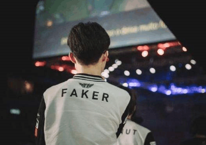 Ryze：s1mple单枪匹马终结了Astralis的辉煌时代